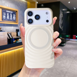 apple iphone 17 pro magnetic case white